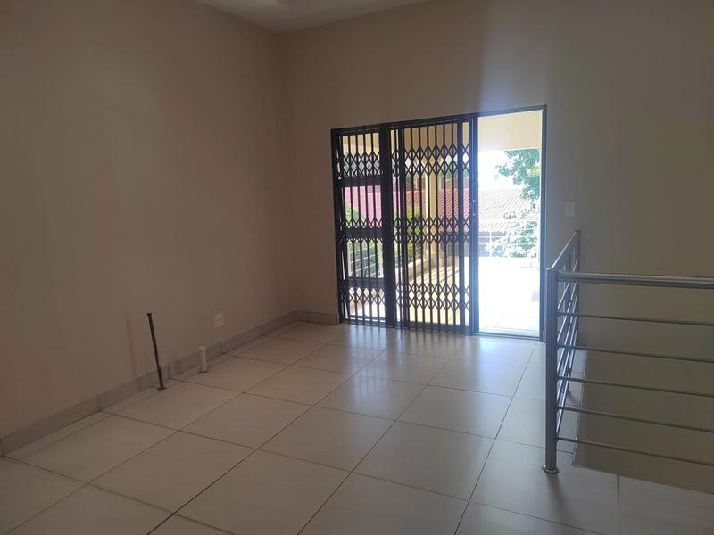 6 Bedroom Property for Sale in Geelhoutpark North West